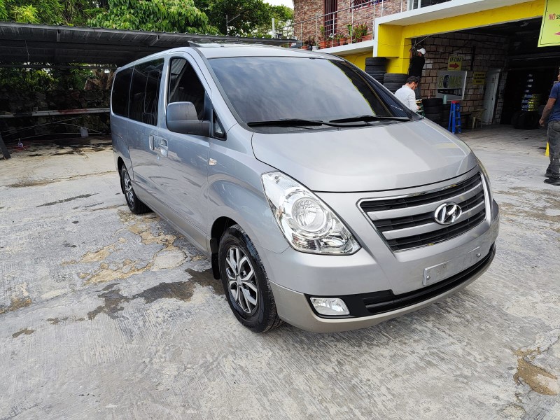 Hiunday starex 2018 en República Dominicana