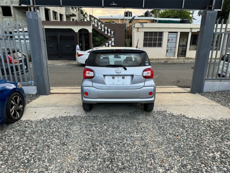 Auto Daihatsu Boon 2018 (Passo). en República Dominicana