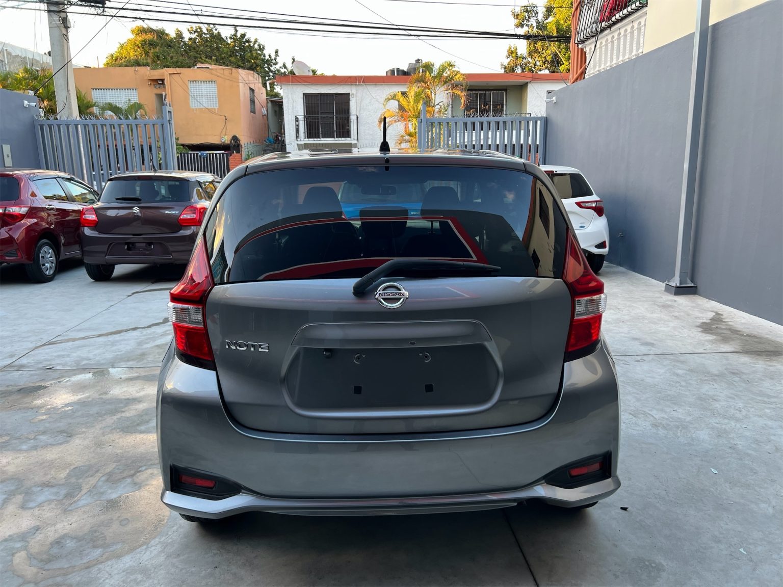 SUZUKI SWIFT 2018 FULL POWELL CÁMARA DE REVERSA RECIÉN IMPORTADO en República Dominicana