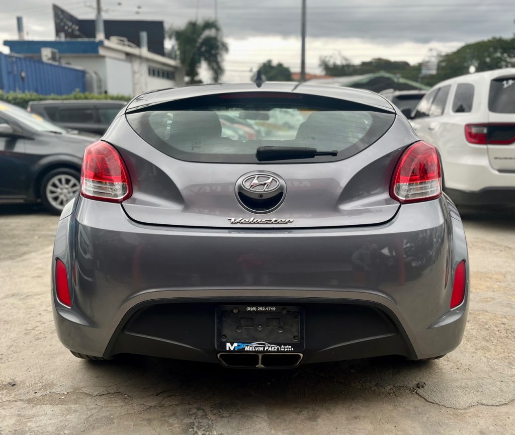 Hyundai Veloster 2017 / Financiamiento Disponible en República Dominicana