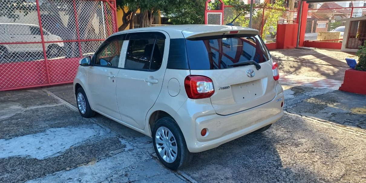 Daihatsu Mira 2018 En super oferta en República Dominicana