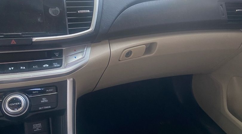 VENDO!!! Honda Accord del 2014 750K negociable!! en República Dominicana