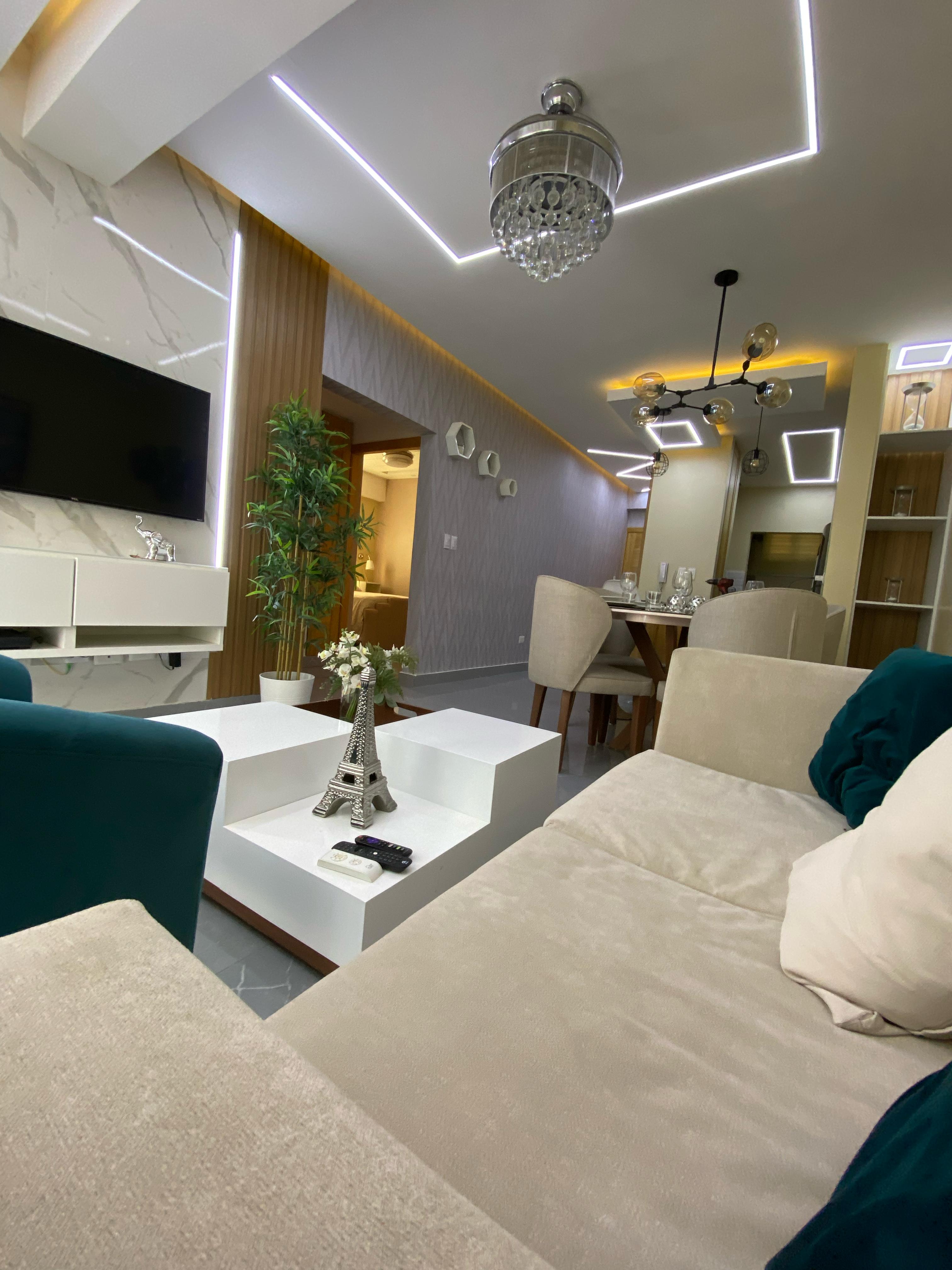 Apartamento En 4to Nivel Con Azotea Exclusiva En Alquiler, Santiago Awpa01 en República Dominicana