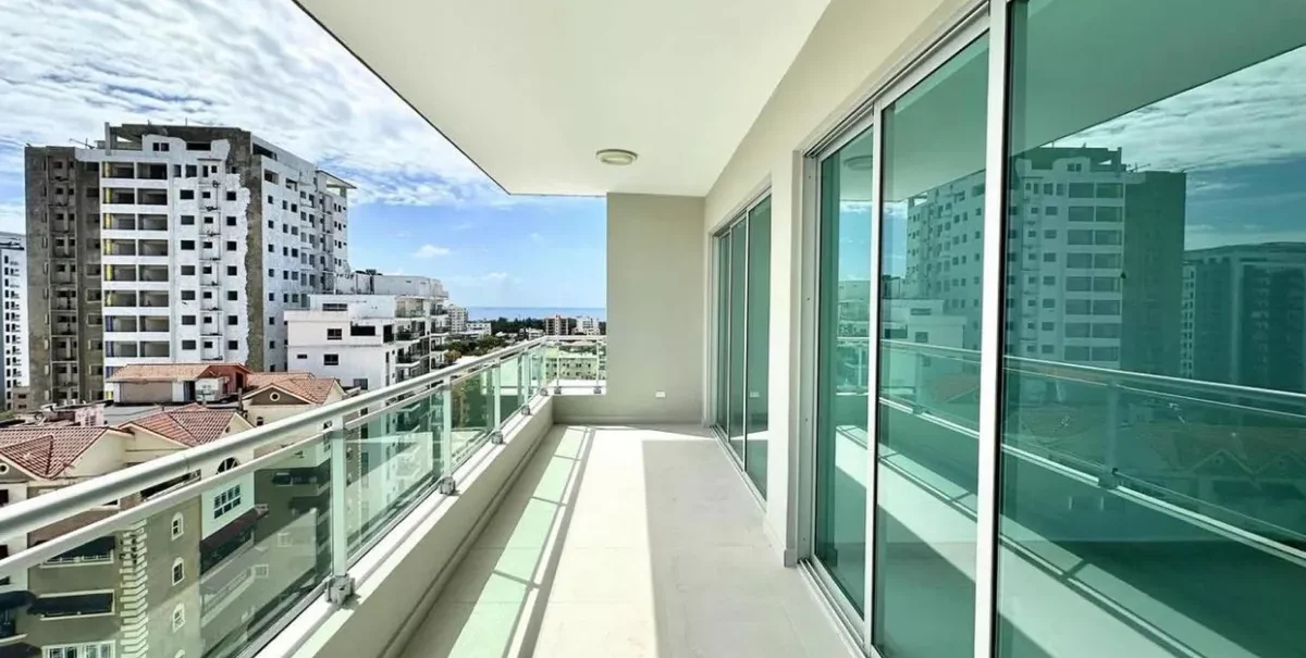 Vendo Este Hermoso Pent-house Ubicado En La 27 De Febrero en República Dominicana