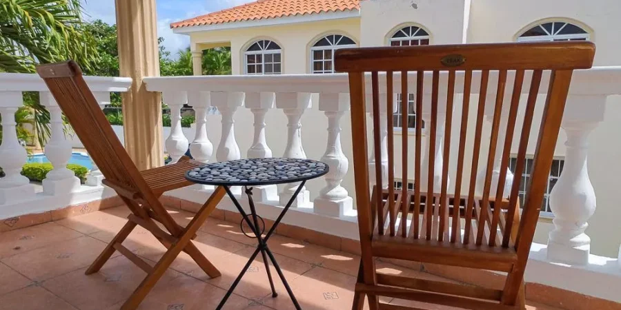 Apartamento En Alquiler En Evaristo Morales, Santo Domingo, 130m2, 2 Hab. 2 Parqueos en República Dominicana