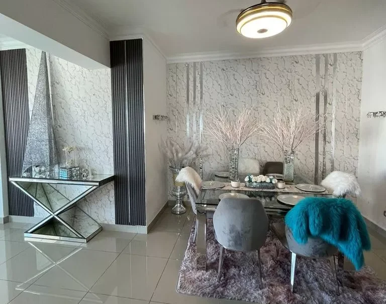 Apartamento En Alquiler Urbanización Fernandez, Próximo Sectores Como Evaristo Morales, Piantini, Ensanche Paraíso en República Dominicana