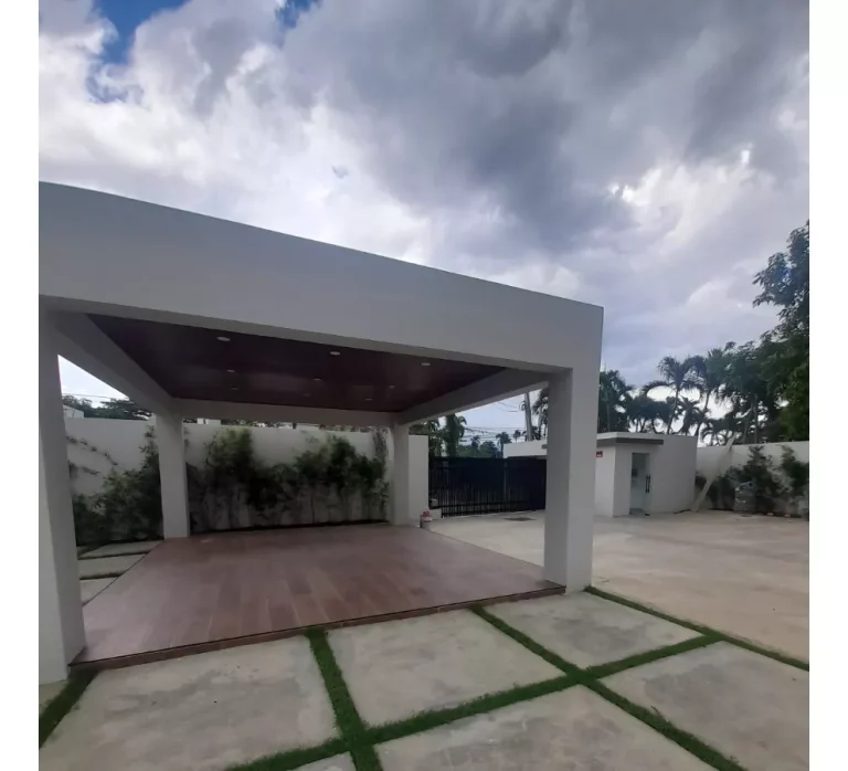 Apartamento De 3 Habitaciones En Piantini En Renta Y/o Venta De 410mts en República Dominicana