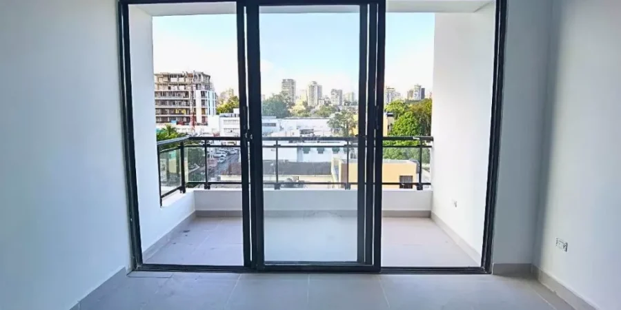 azcue Avenida Cesar Nicolas Pensón – Apartamento En Alquiler Vacío Piso 2 Ascensor en República Dominicana