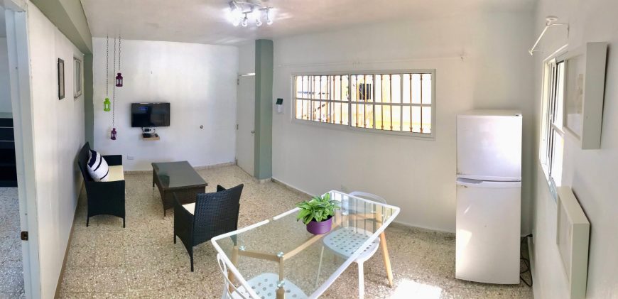 V15 .- Julieta Morales .-detrás Del Bravo .-3 Habitaciones .-220 Mts en República Dominicana