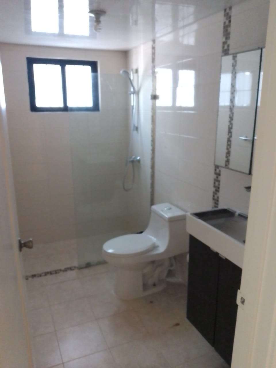 Apartamento en venta de 3 Habitación en torre en Manoguayabo, Santo Domingo Oeste. en República Dominicana