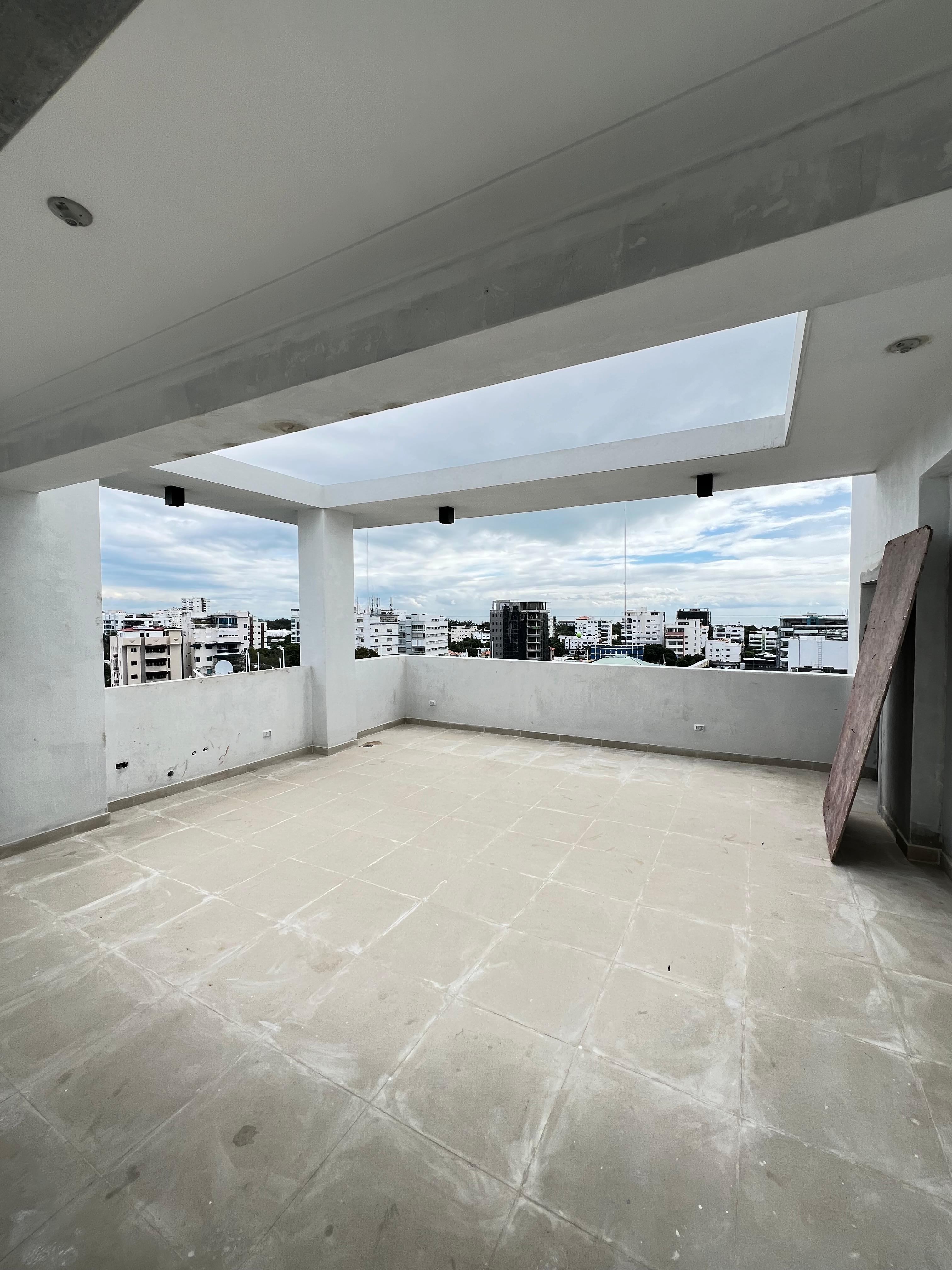 Apartamento En Venta En Planos En Av. Hispanoamericana Wpa107 B en República Dominicana