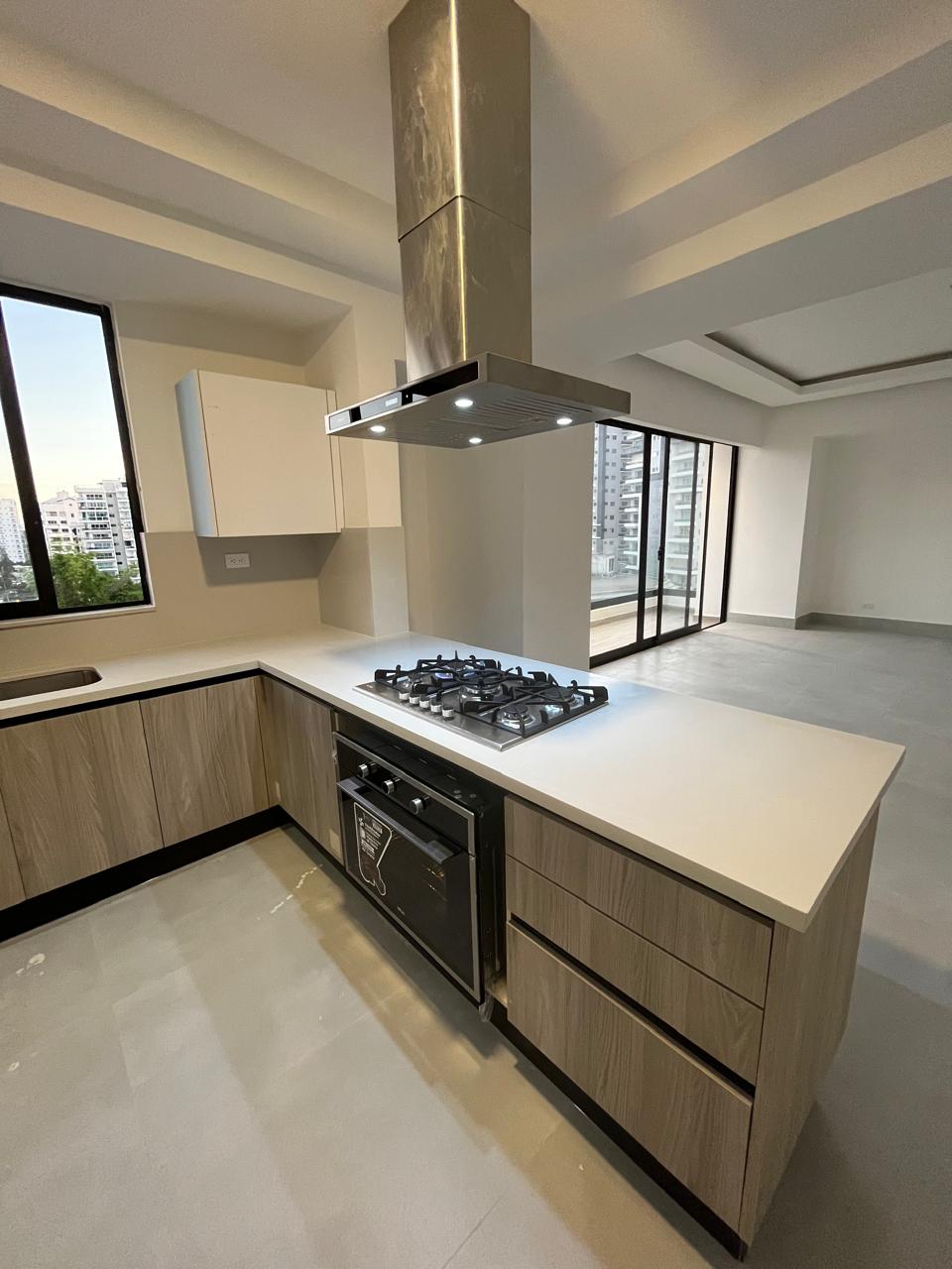 Vendo Este Hermoso Pent-house Ubicado En La 27 De Febrero en República Dominicana