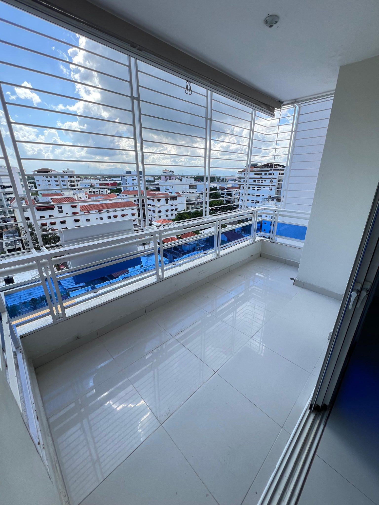 Apartamento En Venta de 3 Habitaciones en La Autopista de San Isidro, Santo Domingo Este. en República Dominicana