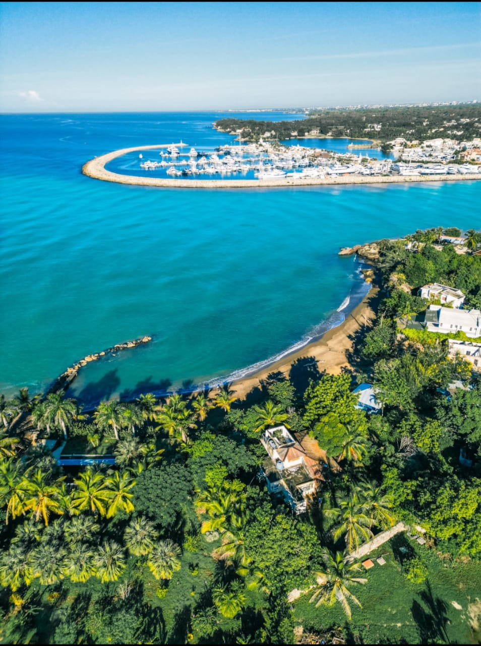 Vendo terreno frente a la playa en Boca de Chavón, La Romana. en República Dominicana