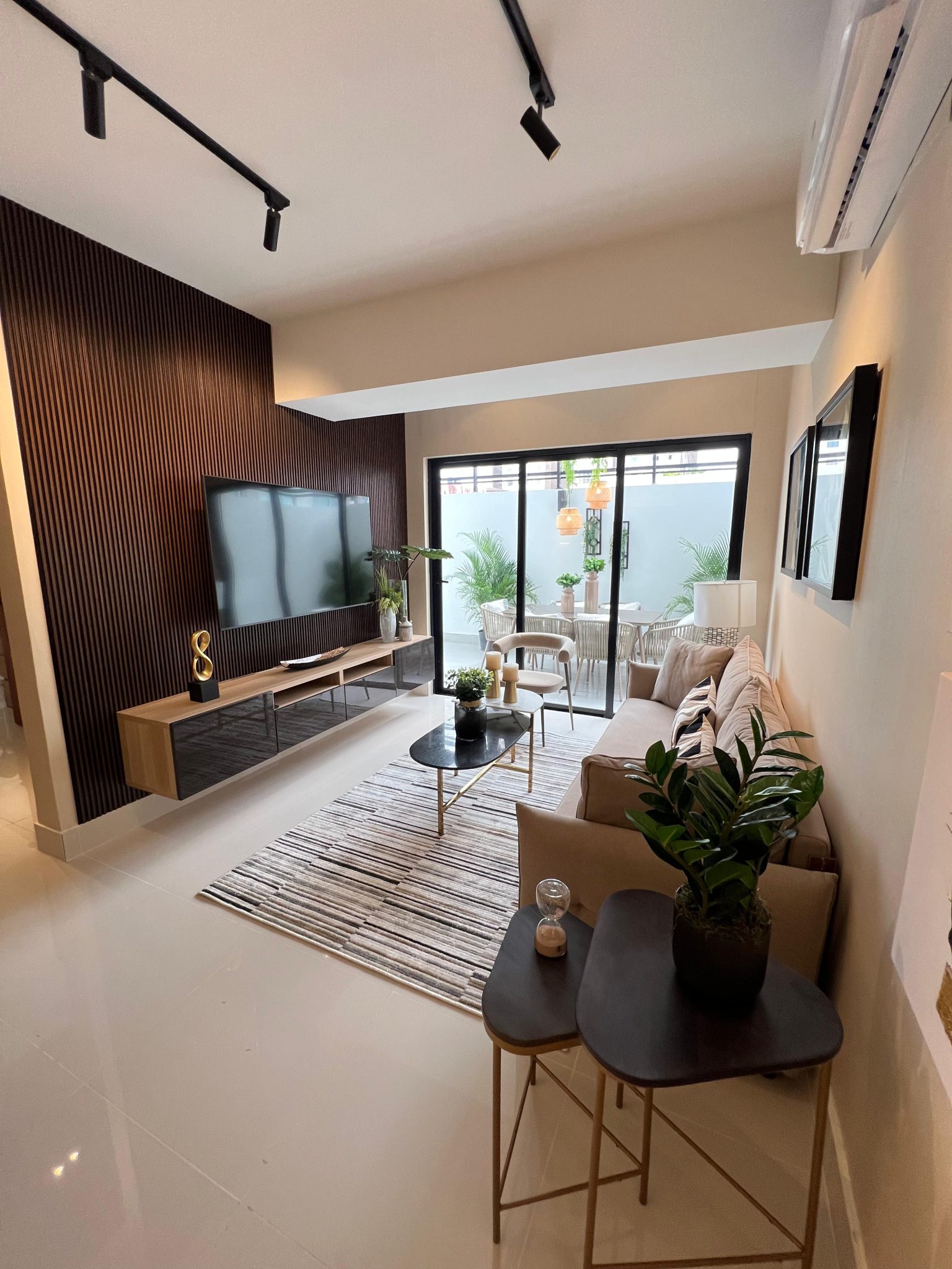 Apartamento en venta de 3 Habitación en torre en Manoguayabo, Santo Domingo Oeste. en República Dominicana