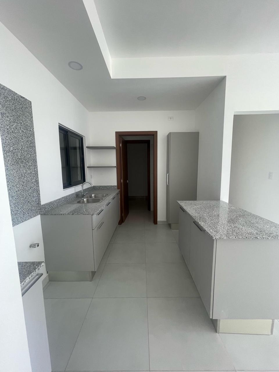 Apartamento en Alquiler en Bella Vista, , Santo Domingo en República Dominicana